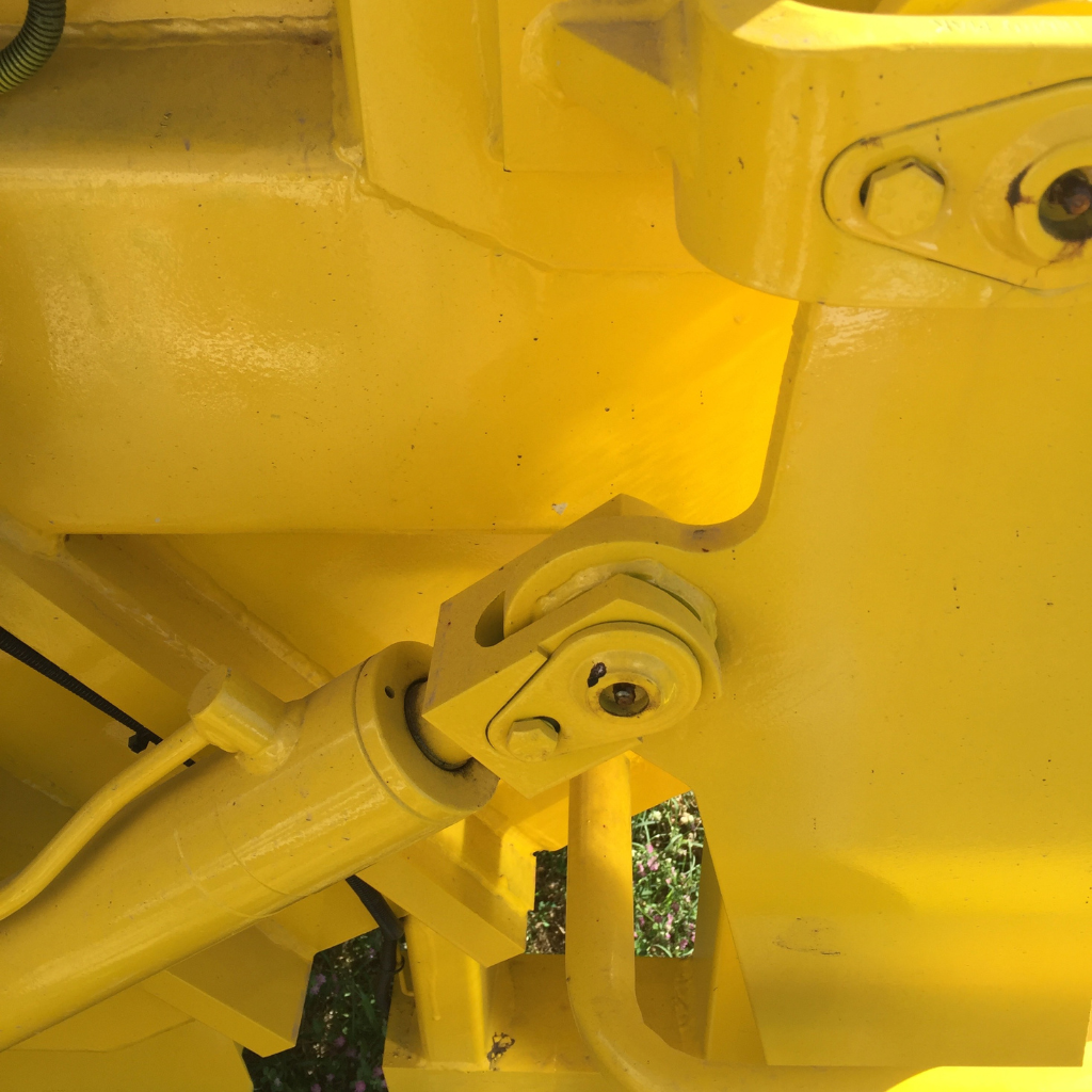 service vente pièces détachées machines de BTP en Charente-maritime France Matériels Services FMS